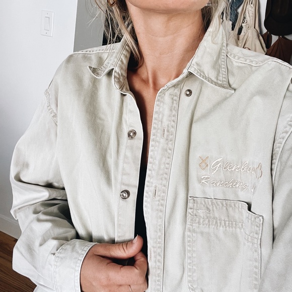 Vintage button down shirt - Picture 2 of 8